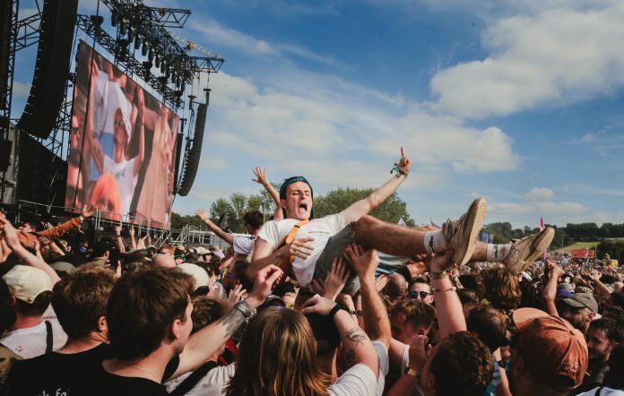 The crowd for Turnstile at Glastonbury 2025, photo by Andy Ford